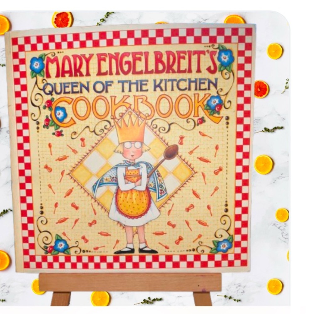 BOOKS -Mary Engelbreit’s Queen The Kitchen Trade Paper Cookbook 1998/2008